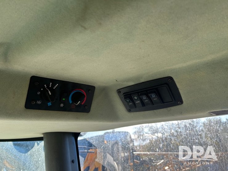 2013-hagie-sts12-image-40