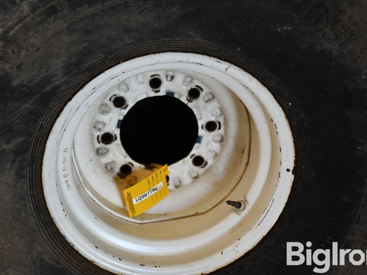 american-farmer-16.5l-16.1-tires-on-8-bolt-rims-image-11