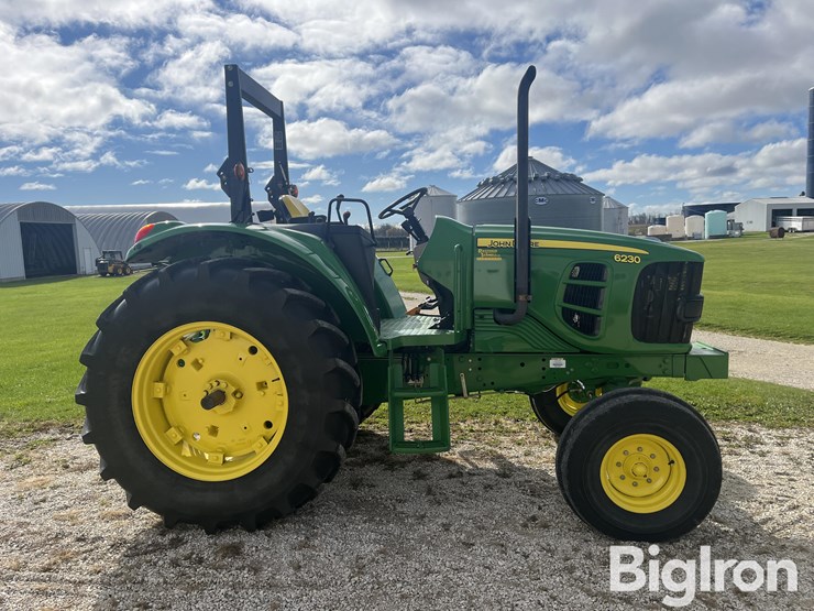 2012-john-deere-6230-image-4