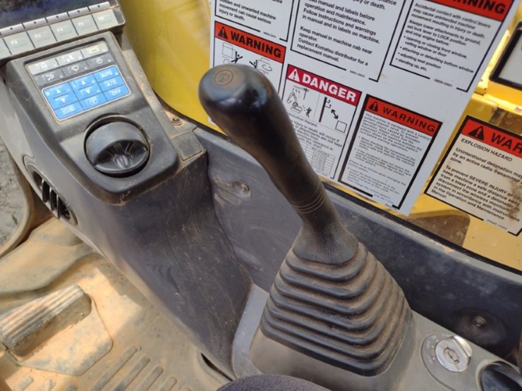 komatsu-pc290-lc-11-image-9