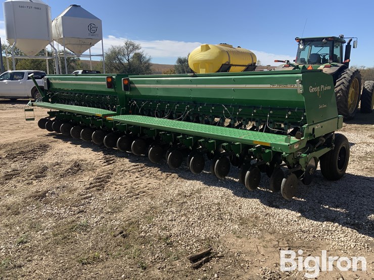 2014-great-plains-2s2600hd-image-6