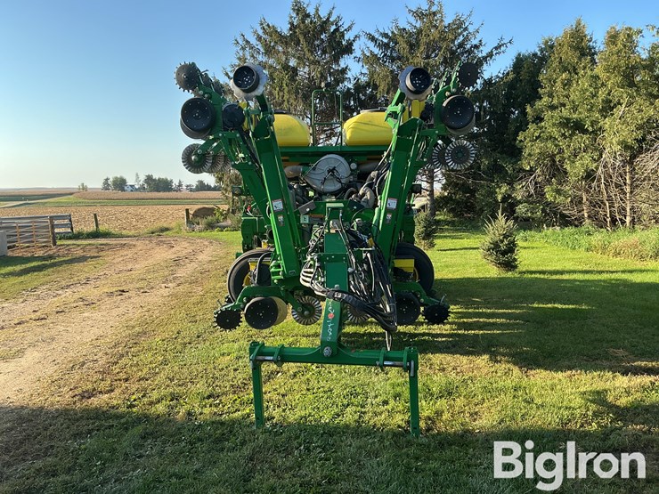 2018-john-deere-1795-image-2