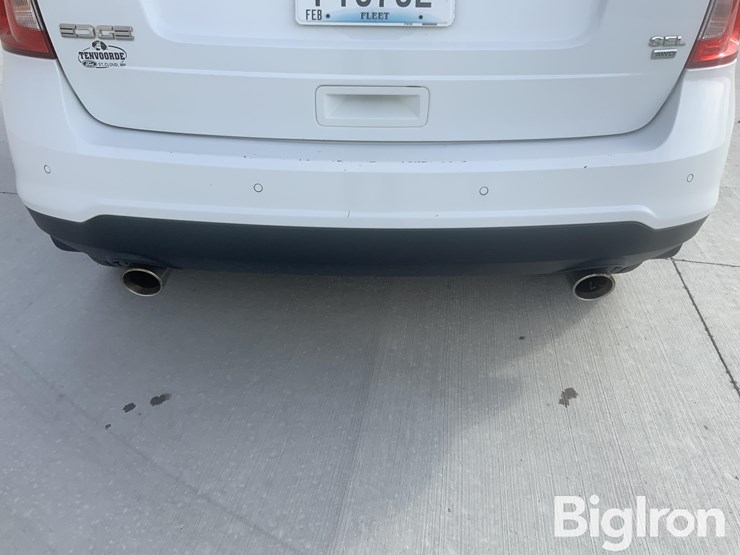 2014-ford-edge-image-10