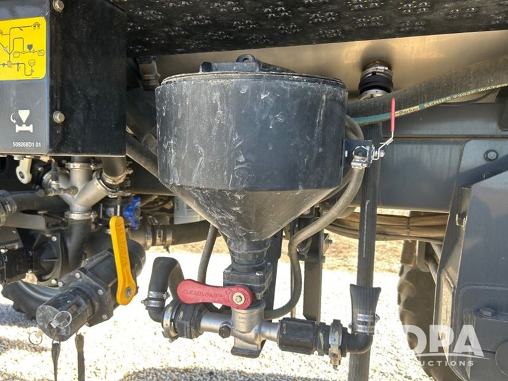 2016-ag-chem-rg1100b-image-53