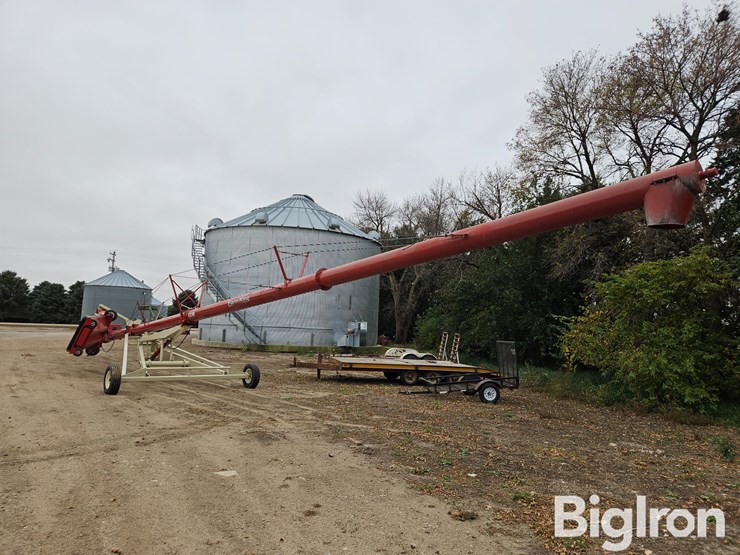2019-buhler-farm-king-1370-image-7
