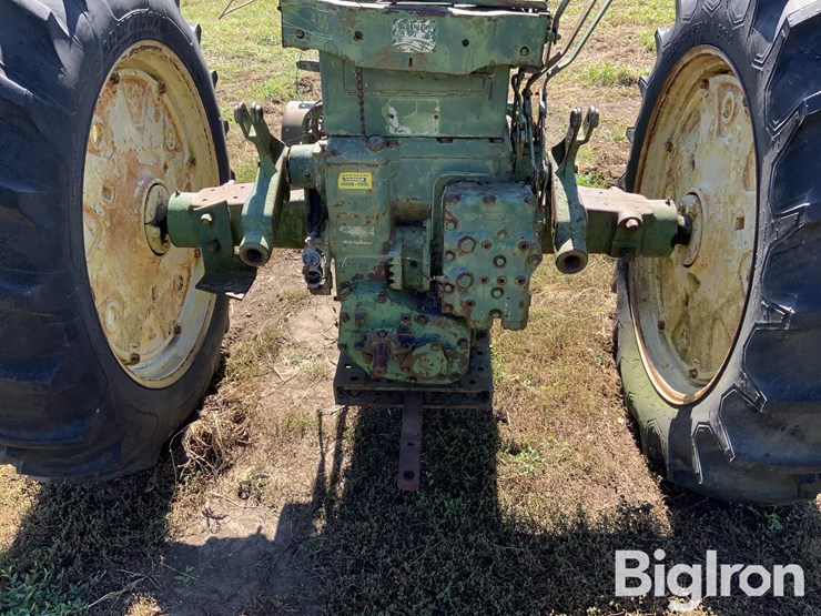 1956-john-deere-720-image-17