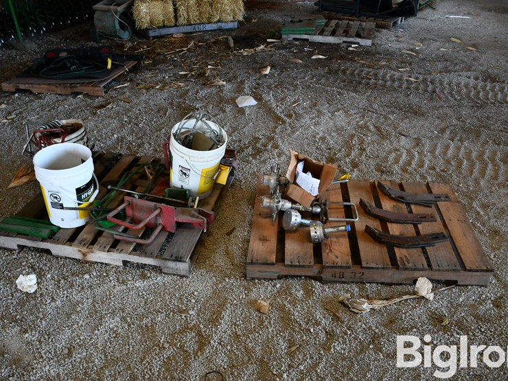 pallets-of-farm-support-image-6