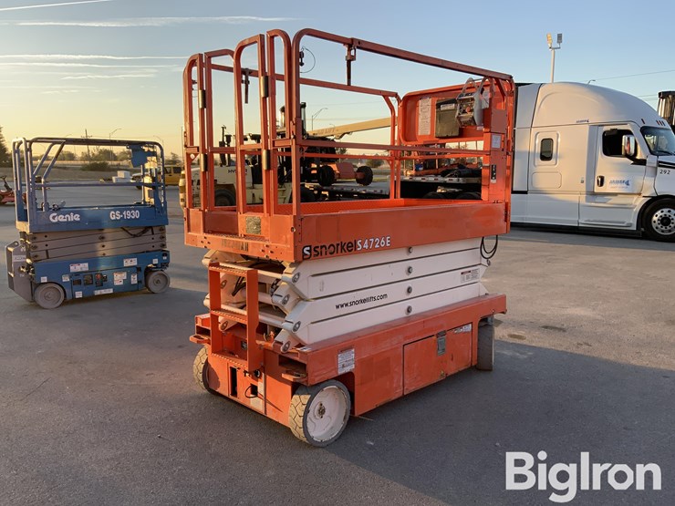 2017-snorkel-s4726e-image-5