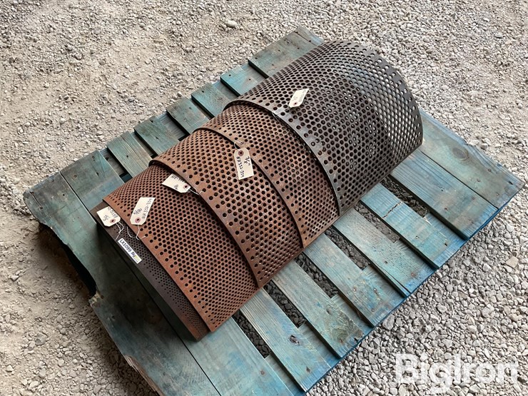 new-holland-352-image-1