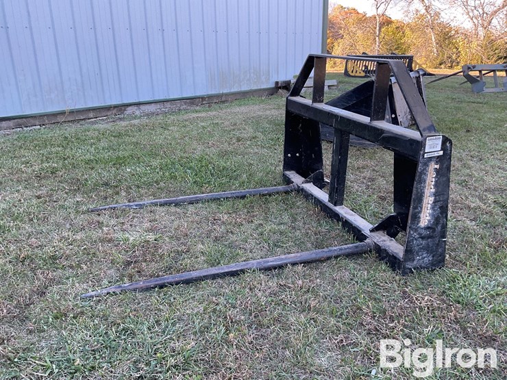 land-pride-bs20-bale-spear-image-1