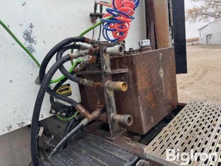 1995-international-9200i-image-18