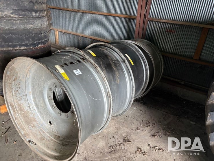 case-ih-wheels-(dr12572)-image-1