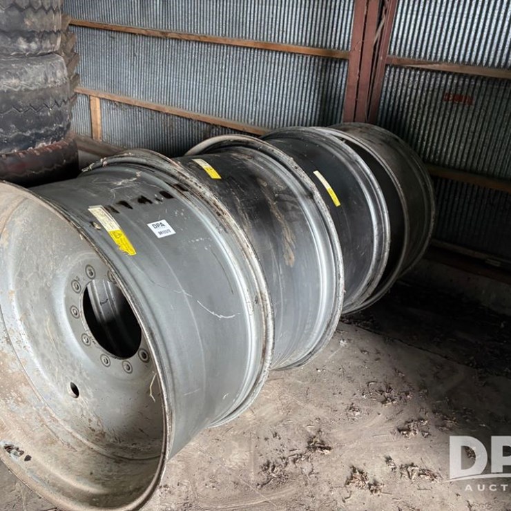 Case IH Wheels (DR12572)