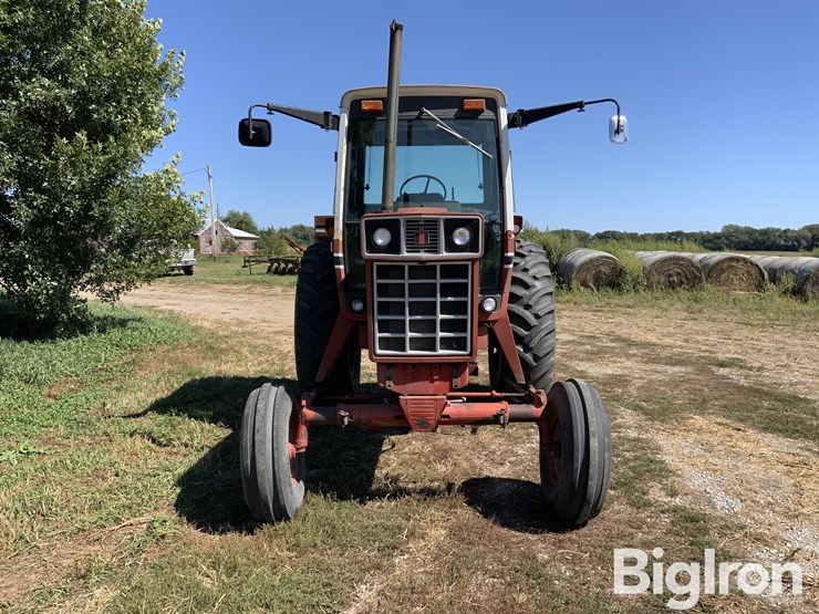 1977-international-1086-image-2