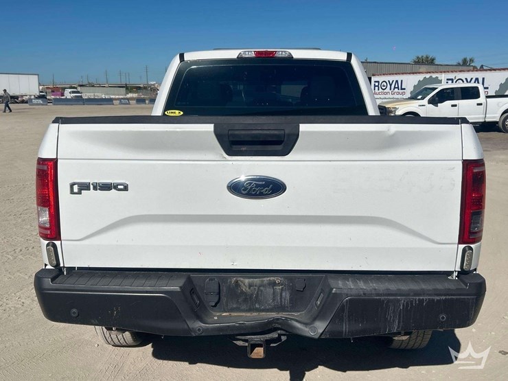 2017-ford-f150-image-27