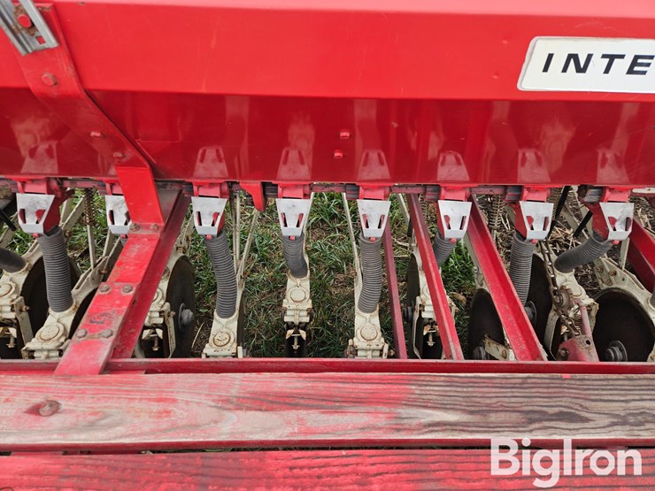 international-100-image-17