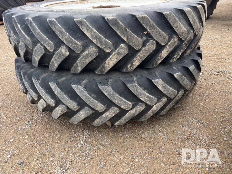 row-crop-tires-(dr12556)-image-5