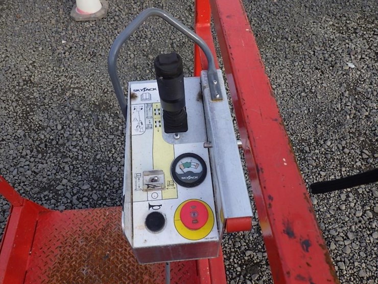 skyjack-sj16-image-10