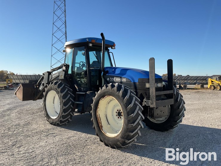 new-holland-tv140-image-7