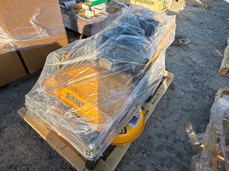#24-•-unused-dewalt-dw33-walk-behind-zero-turn-mower-inv#32772-image-2