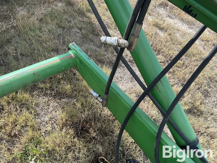 john-deere-4320-image-13