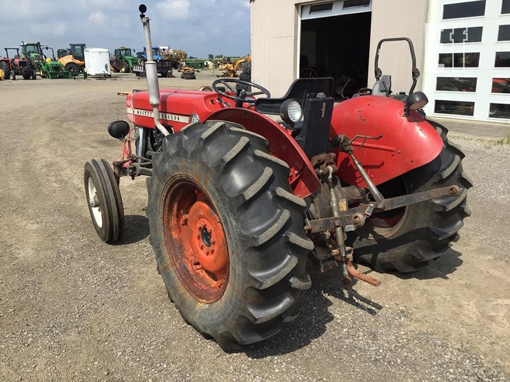 1973-massey-ferguson-135-image-6