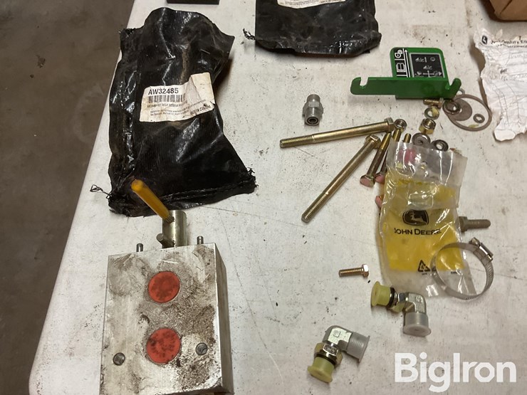 john-deere-b-image-13