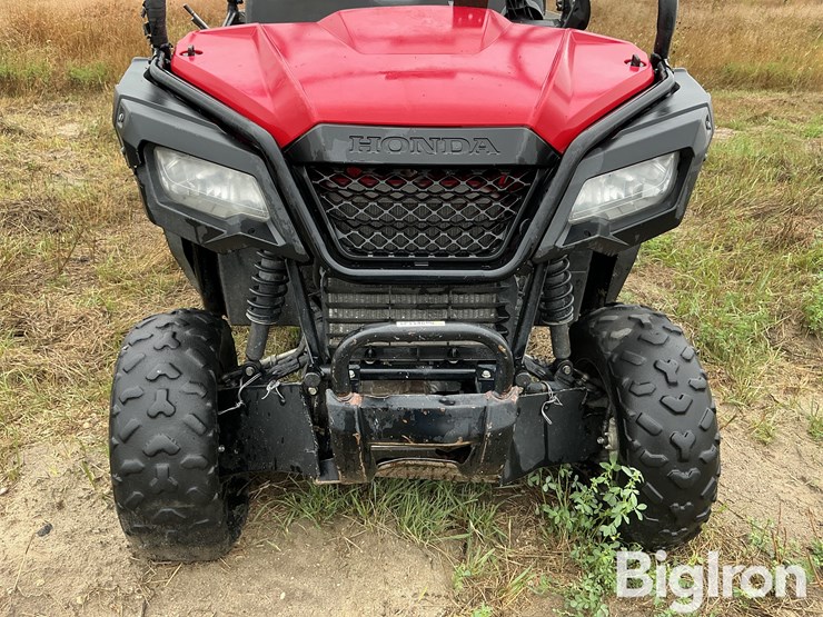 2015-pioneer-4x4-image-11