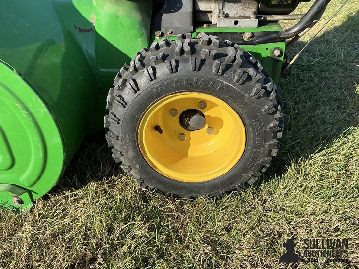 john-deere-1332-dde-snow-blower-image-9
