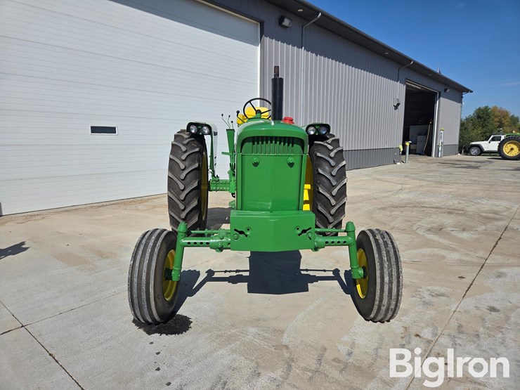 1972-john-deere-3020-image-2
