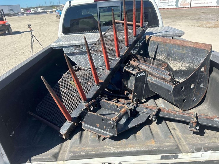 2015-nissan-frontier-image-30