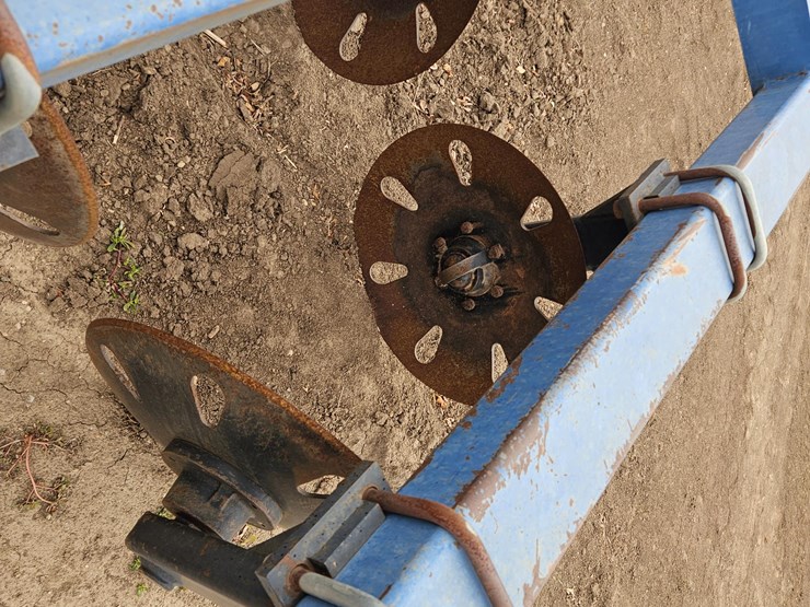 blu-jet-track-master-image-12