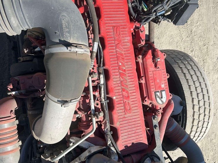 2013-peterbilt-367-image-7