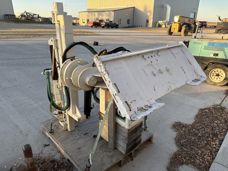 #4296-•-post-pounder-attachment-image-3