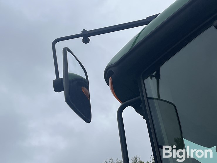 2008-john-deere-8230-image-16