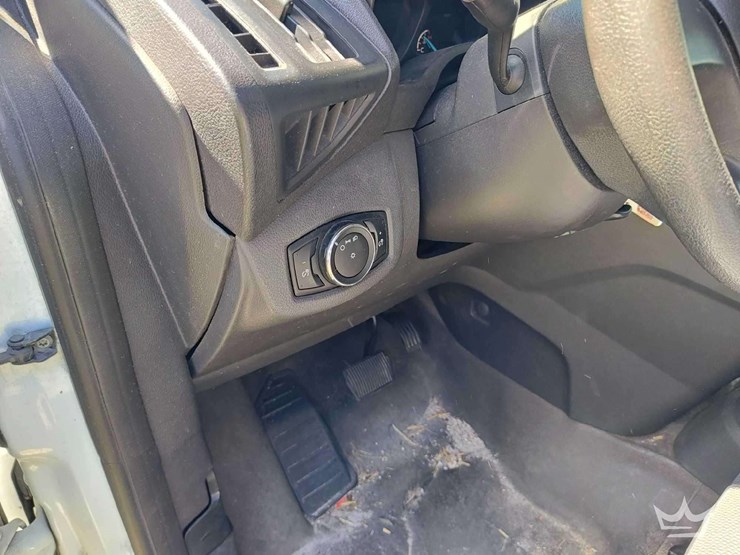 2015-ford-transit-connect-image-12