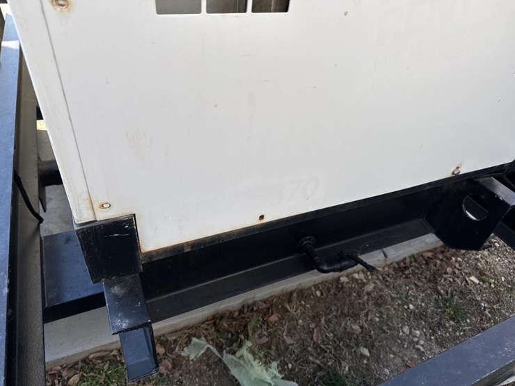 #1472-•-whisperwatt-dca-100ssvu-towable-generator-image-15