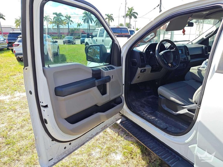 2018-ford-f150-image-25