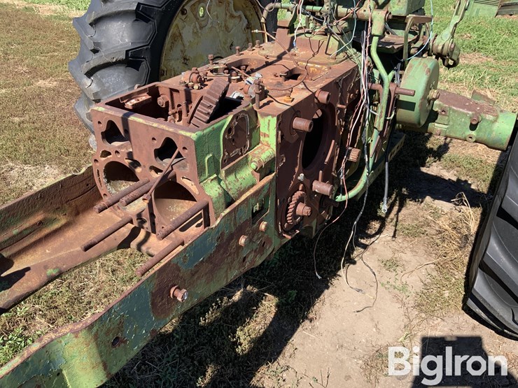 1956-john-deere-720-image-11