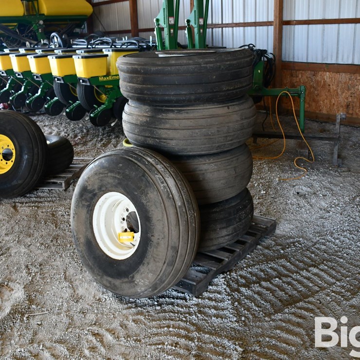 American Farmer 16.5L-16.1 Tires On 8 Bolt Rims