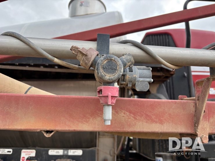 2014-case-ih-3016-image-61