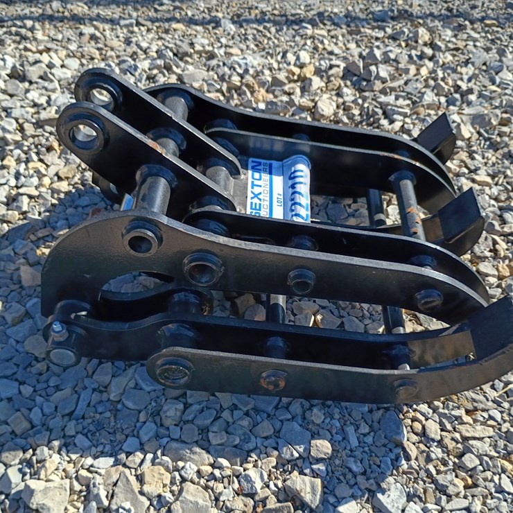 #22210 • Mini Excavator Grapple