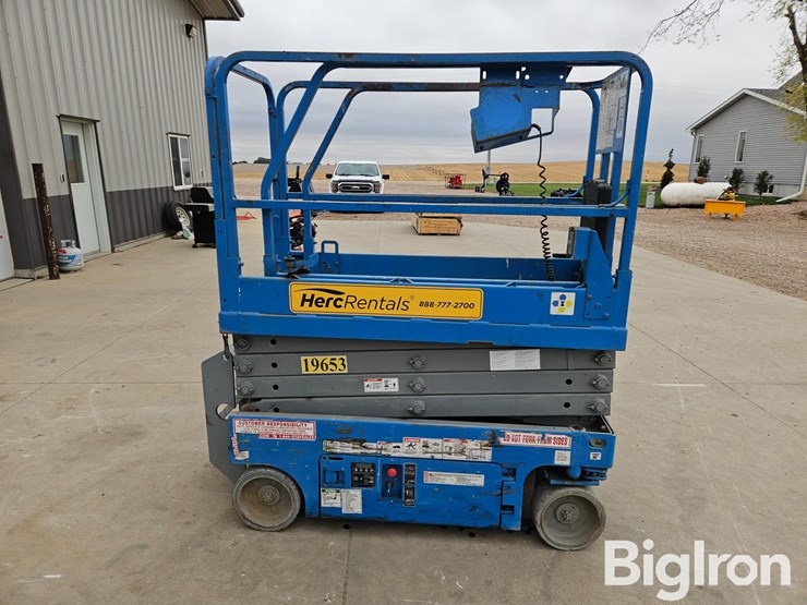 2015-genie-gs1930-image-2