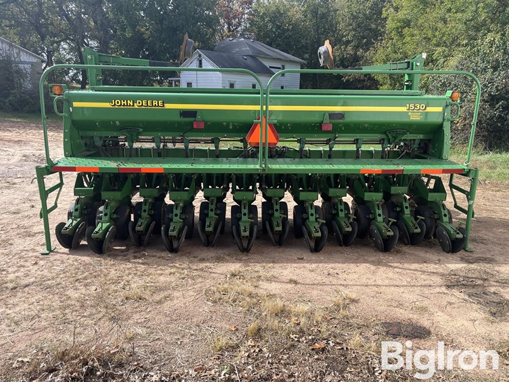 john-deere-1530-image-6