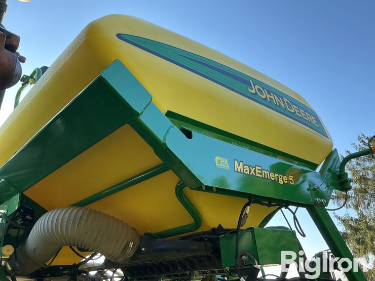 2018-john-deere-1795-image-17