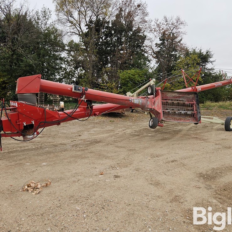 2019 BUHLER FARM KING 1370