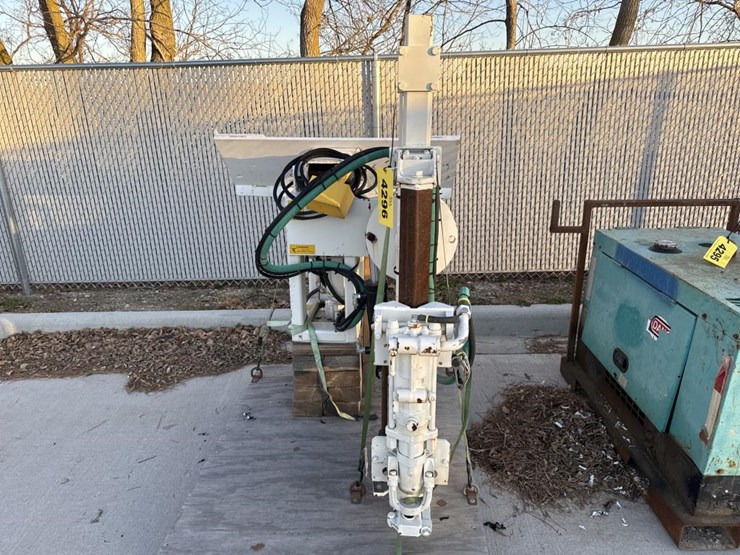 #4296-•-post-pounder-attachment-image-8