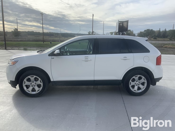 2014-ford-edge-image-8