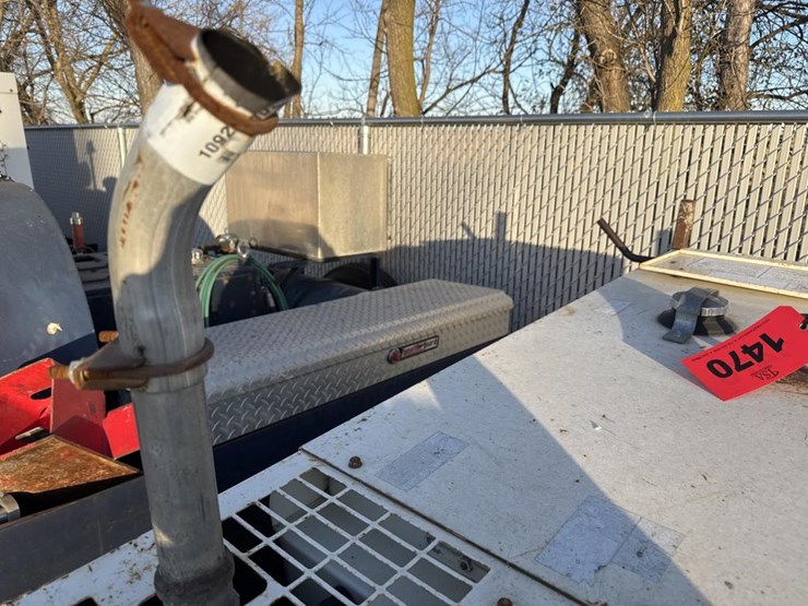 #1470-•-whisperweld-dlw-400esa4-towable-welder-image-12