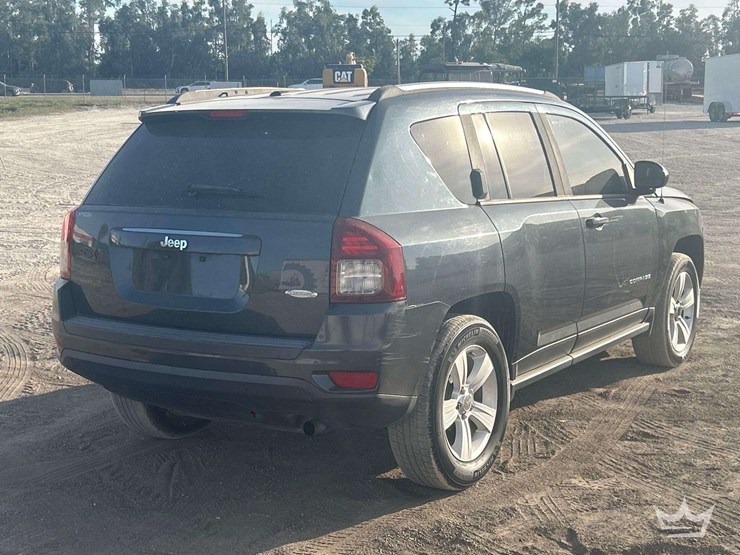 2015-jeep-compass-image-3